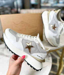 Major Gold Sneaker