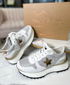 Major Gold Sneaker
